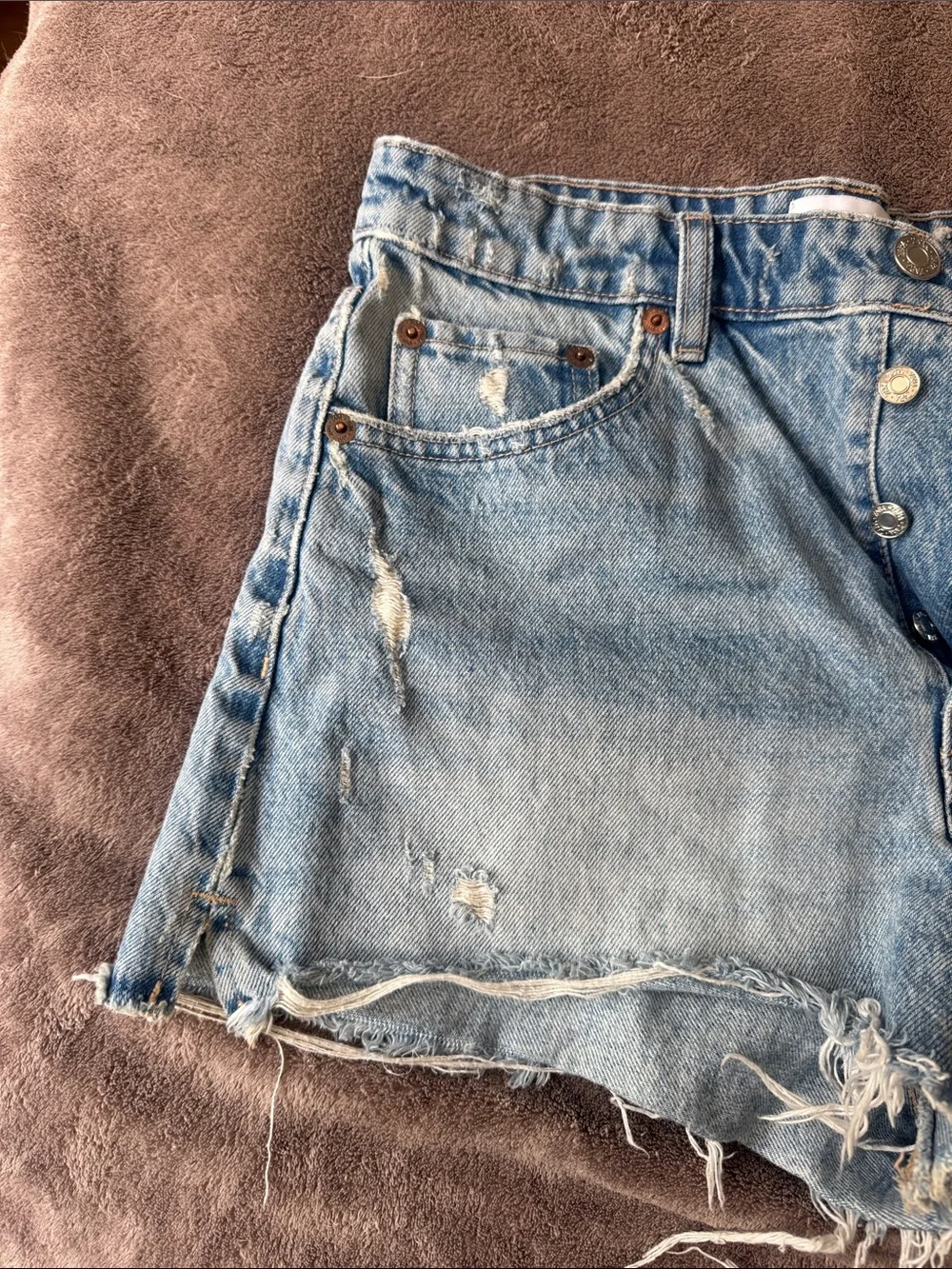 Zara Light Wash Distressed Frayed Denim Shorts